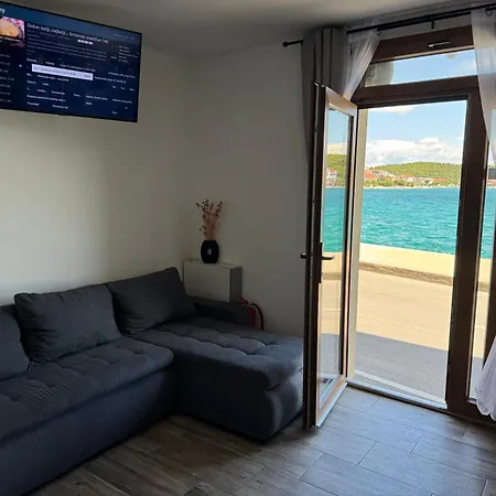 Suzy Bar Apartment *